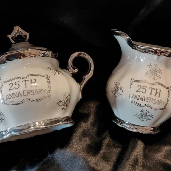 Vintage Empress by Haruta 17 Piece 25th Anniversary Tea Set - Picture 6 of 7